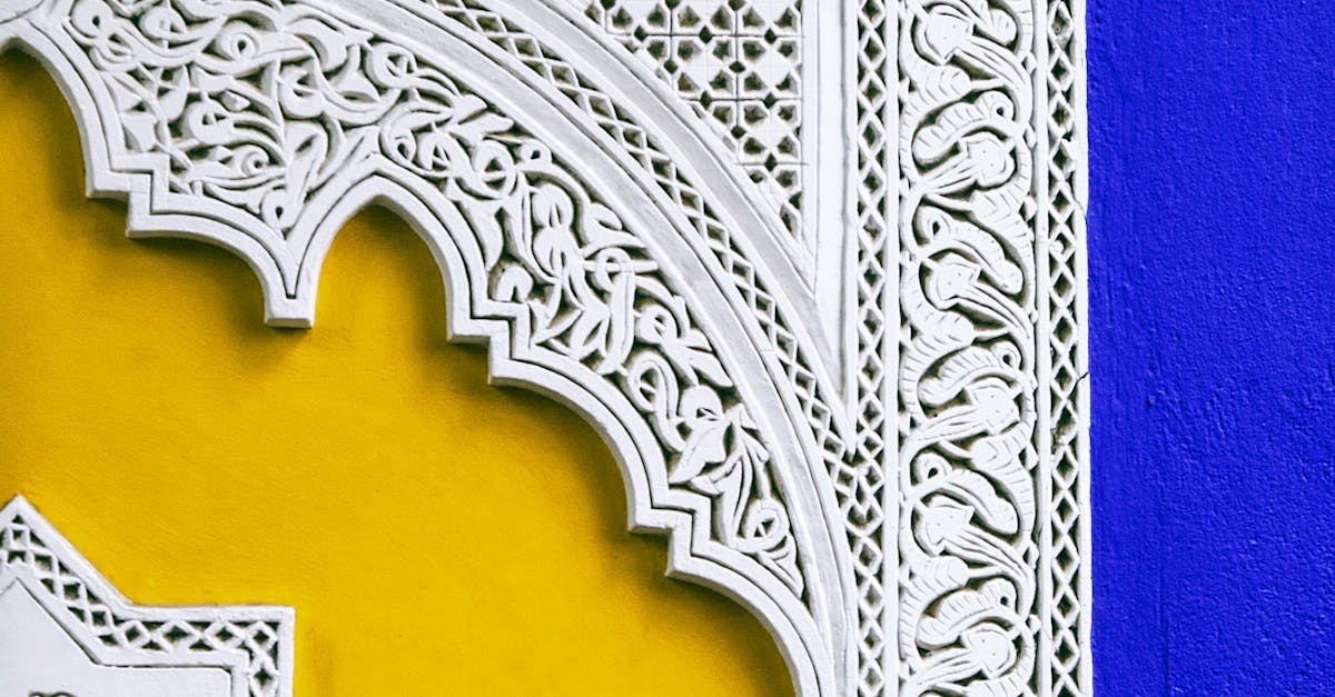 How can you tell if a Moroccan rug is real?