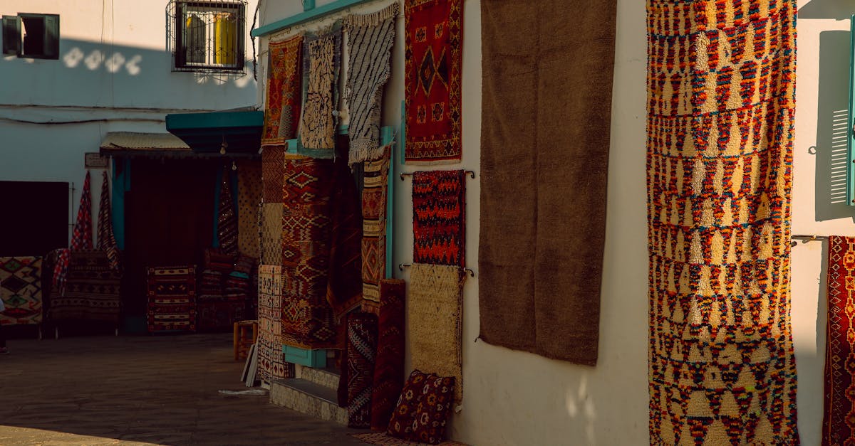 How to hang a Moroccan rug on a wall?